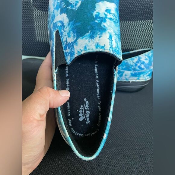 Spring Step Professional Women's Manila-Clouds Shoe, Blue Multi, 8.5 Medium US - Picture 9 of 10